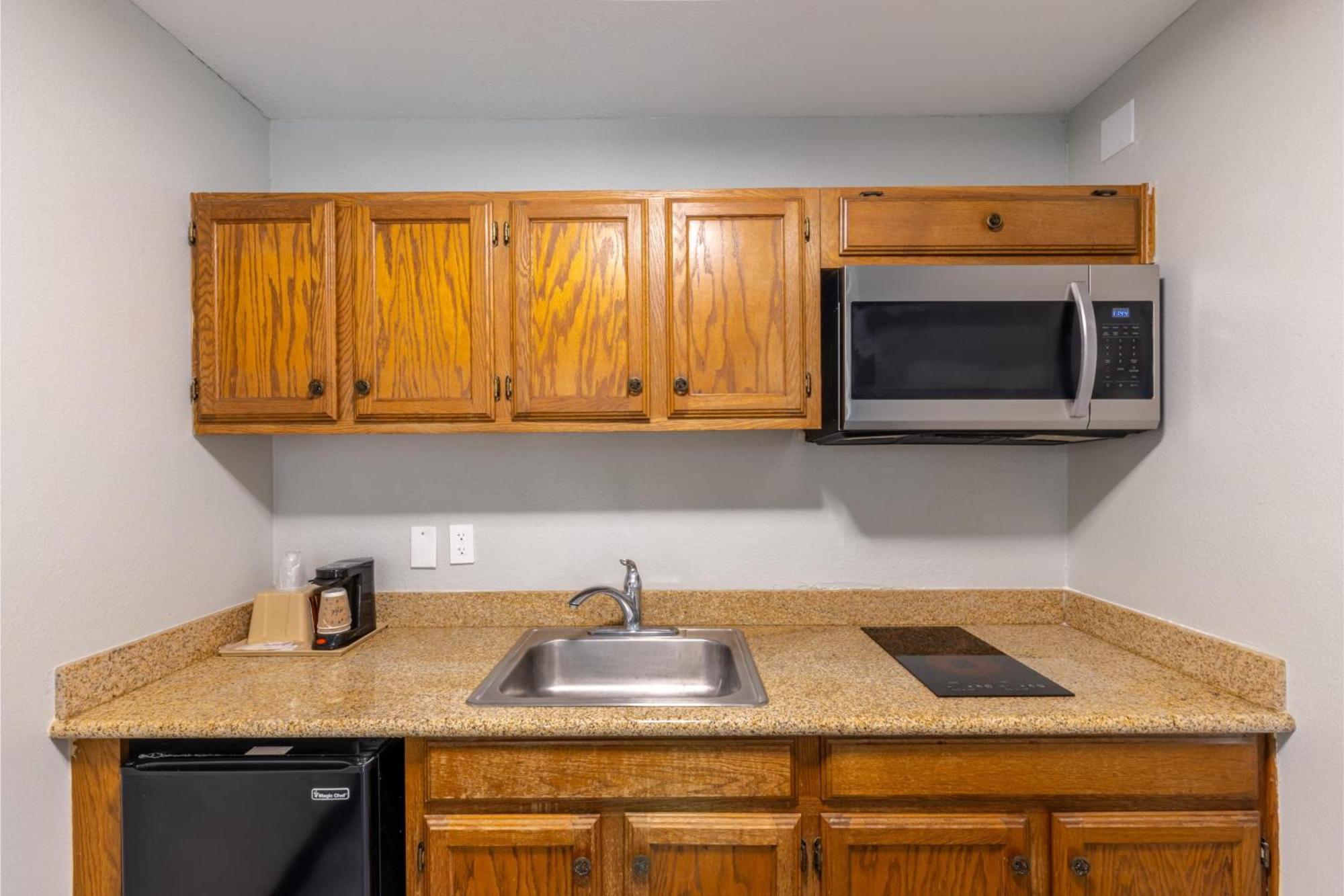 Freer Executive Inn And Studios Esterno foto
