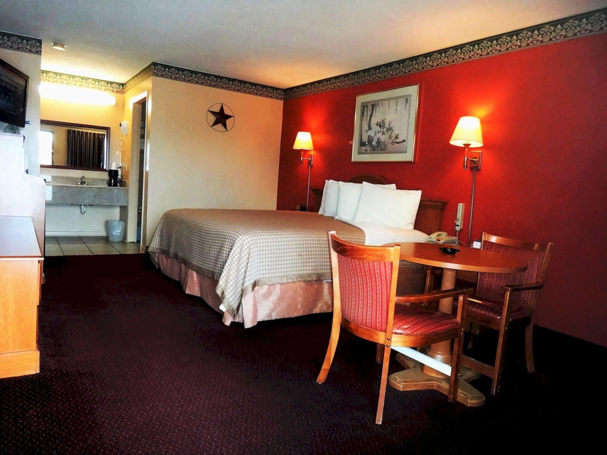 Freer Executive Inn And Studios Esterno foto